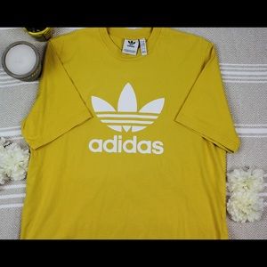 Adidas tshirt